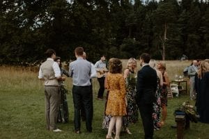 wedding-singer-drinks-receprion-camp-katur-Michael-Mulholland